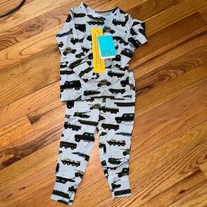 🆕 Posh Peanut - Cash 2 piece 18-24months